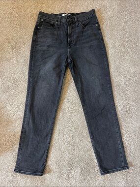 Madewell Women’s Slim Straight Black Wash Jeans